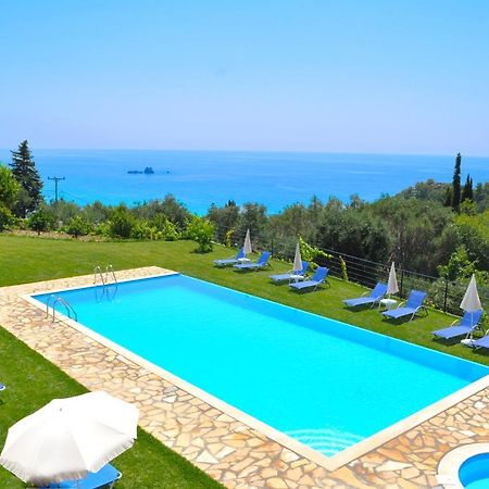 Large Apartment By The Pool - Pelekas Beach, Corfu Экстерьер фото