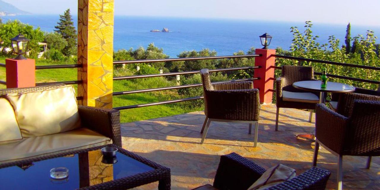Large Apartment By The Pool - Pelekas Beach, Corfu Экстерьер фото